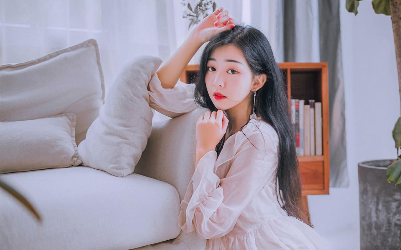 铁路隧道里的坚守：高温天穿秋裤，日行万步护通行安全